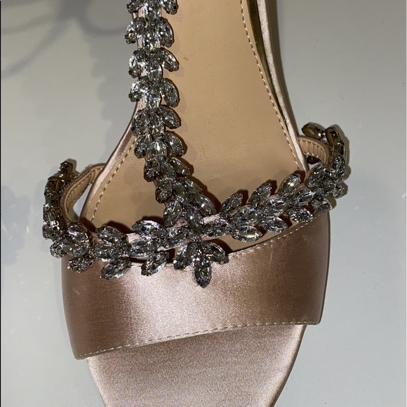Badgley Mischka Heels - Picture 5 of 12